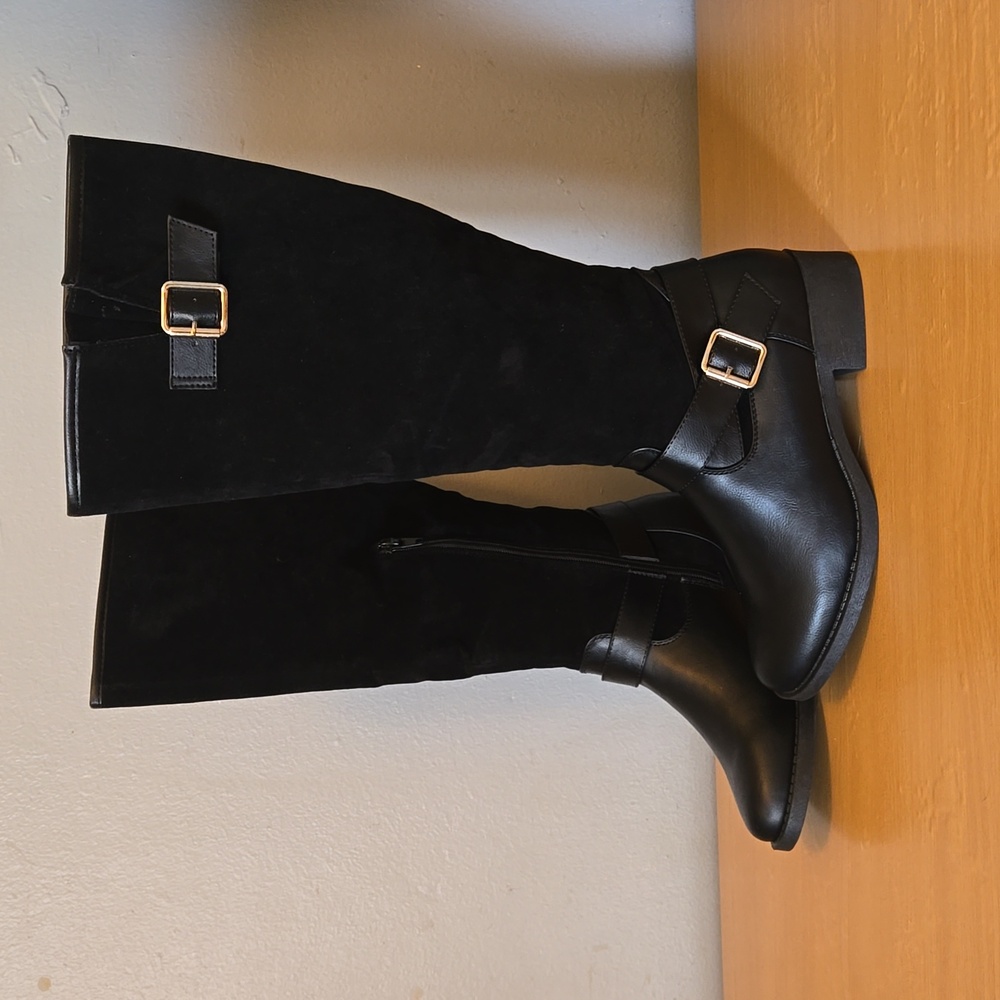 JustFab NWOT Raelynn boots size 7
